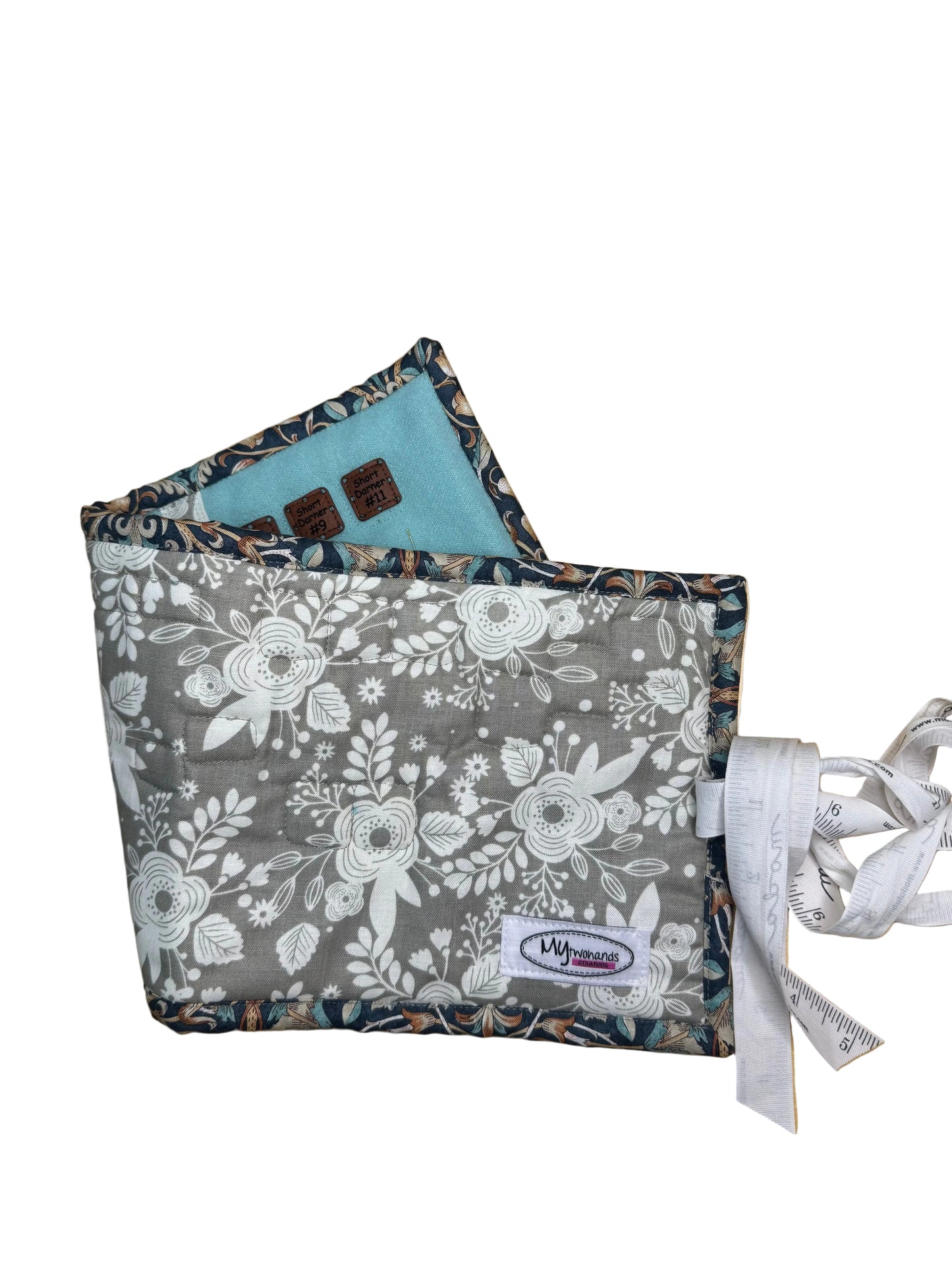 Needle Sewing Roll